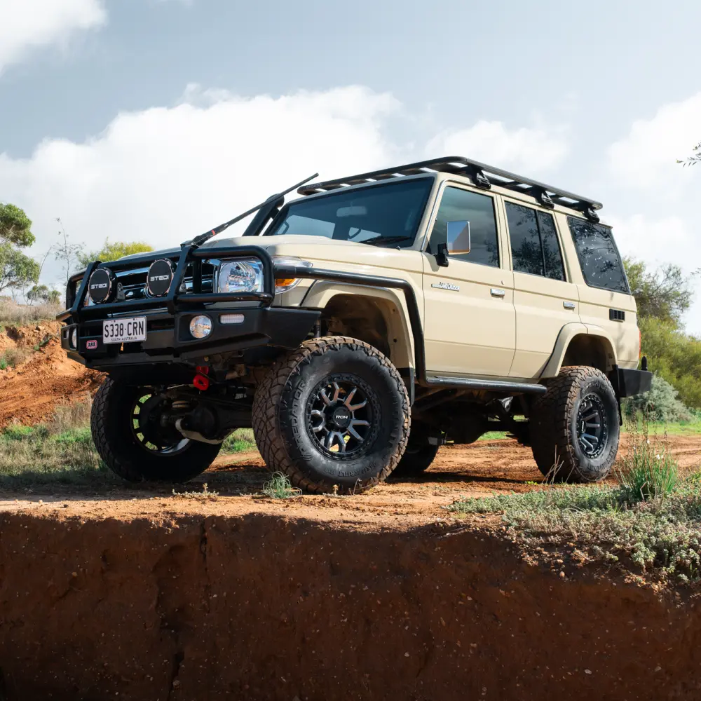 76 Series Landcruiser | Raid 5