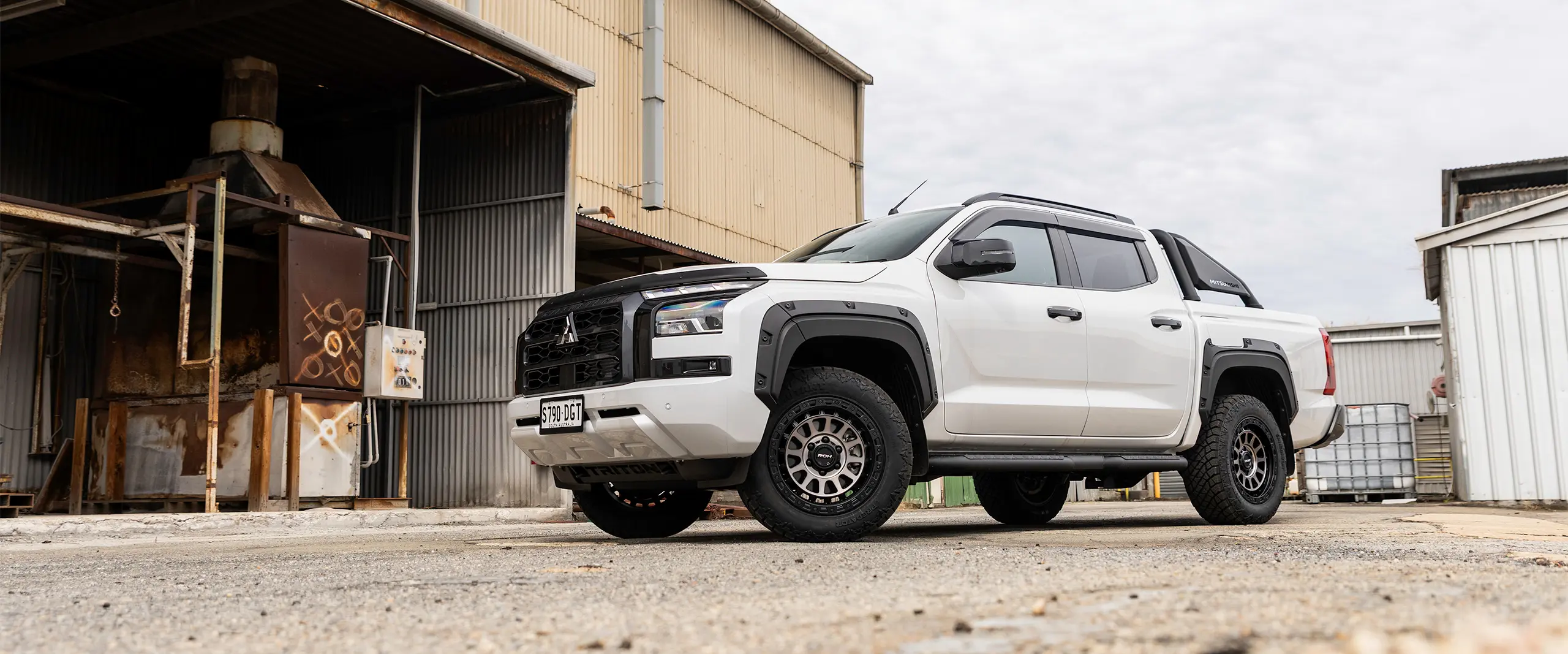 Mitsubishi Triton MV (GLX/GLX+) 2024+
